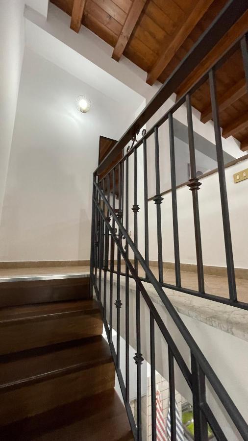 Вилла Casa Vacanze Antico Cortile Delle Palme Villagrazia Di Carini Экстерьер фото