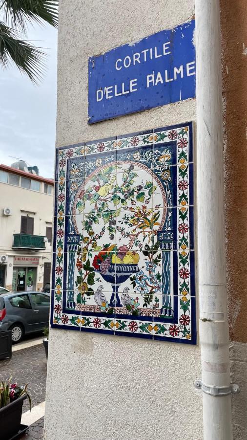 Вилла Casa Vacanze Antico Cortile Delle Palme Villagrazia Di Carini Экстерьер фото