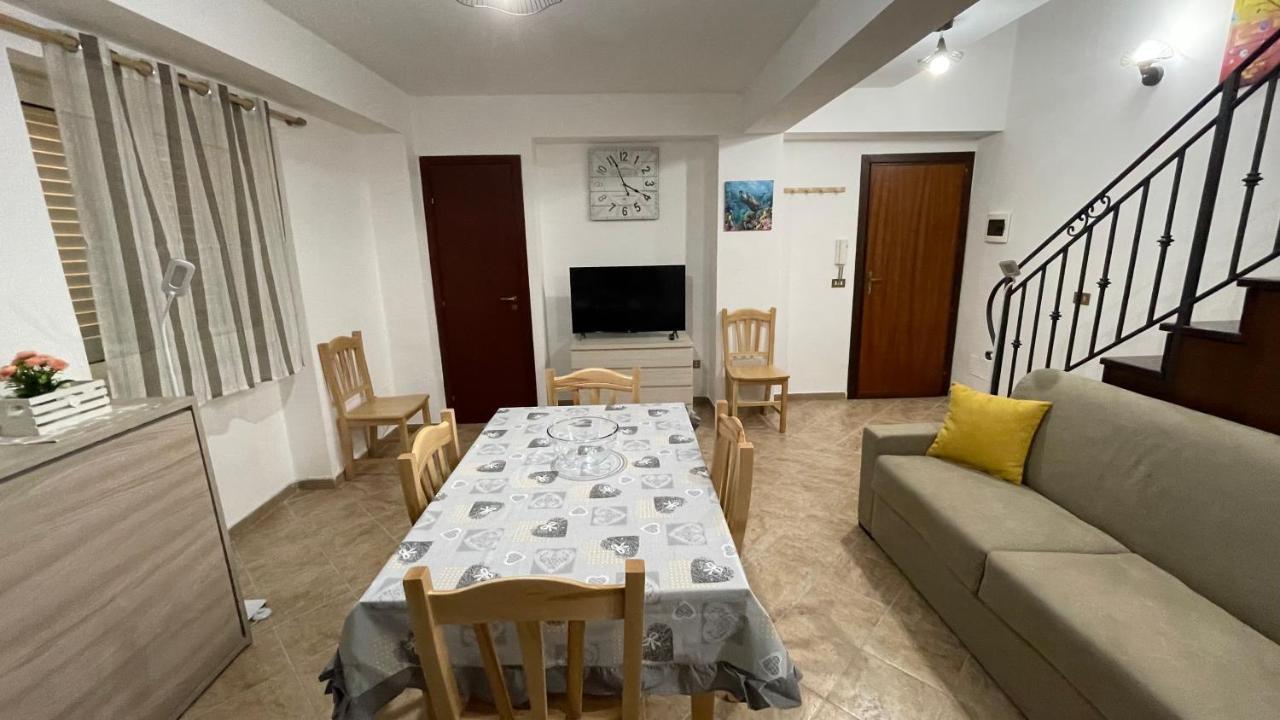 Вилла Casa Vacanze Antico Cortile Delle Palme Villagrazia Di Carini Экстерьер фото