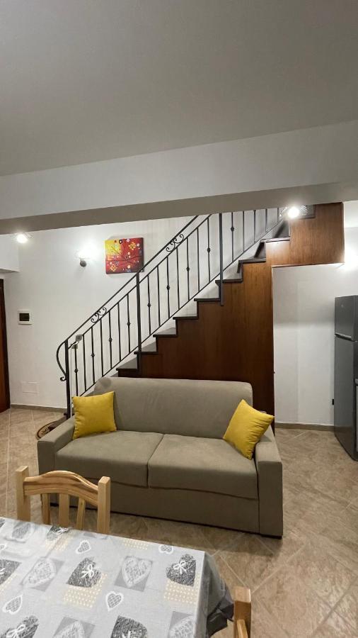 Вилла Casa Vacanze Antico Cortile Delle Palme Villagrazia Di Carini Экстерьер фото
