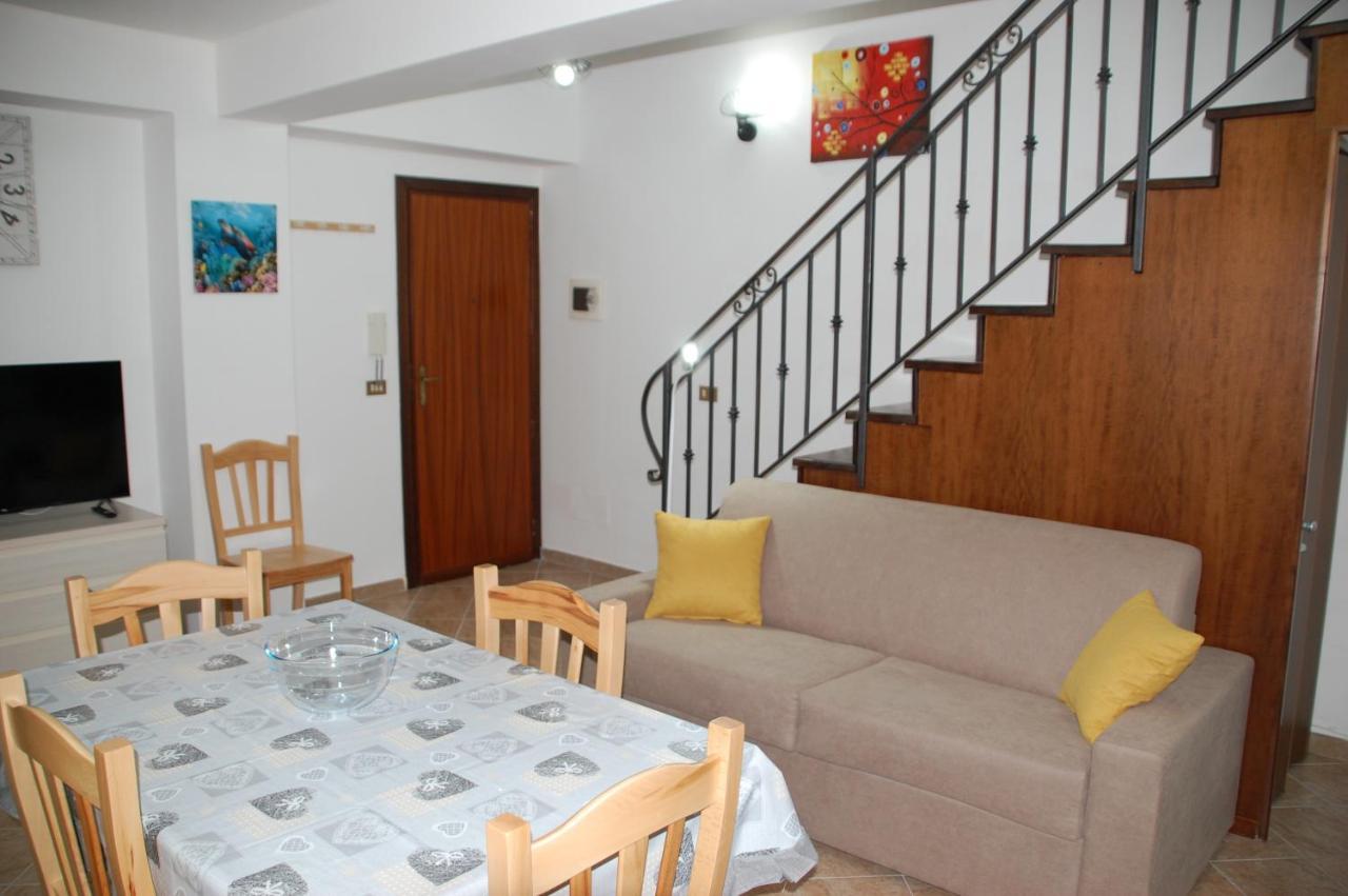 Вилла Casa Vacanze Antico Cortile Delle Palme Villagrazia Di Carini Экстерьер фото