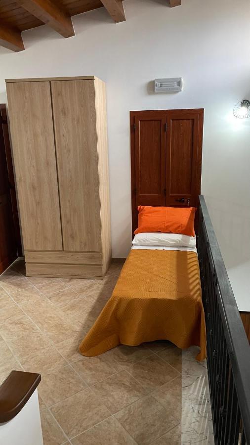 Вилла Casa Vacanze Antico Cortile Delle Palme Villagrazia Di Carini Экстерьер фото